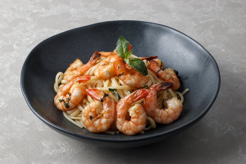 Reker Fra Diavolo med hvitløksbrød