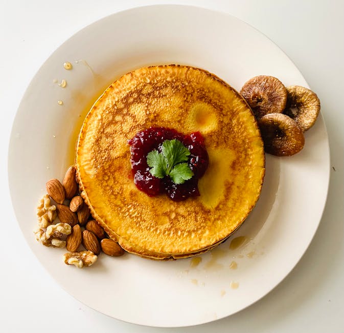 Mandelpannekaker med surkirsebærsirup