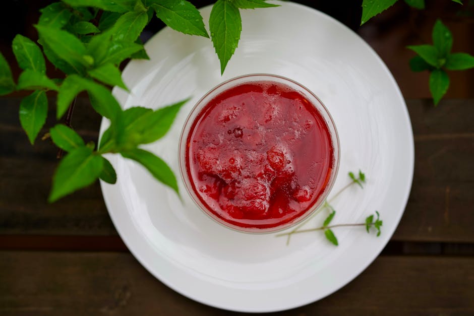 Jordbær- og hibiskusgranita