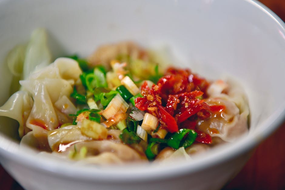 Sichuanske wontons i chiliolje (Hong You Chao Shou)