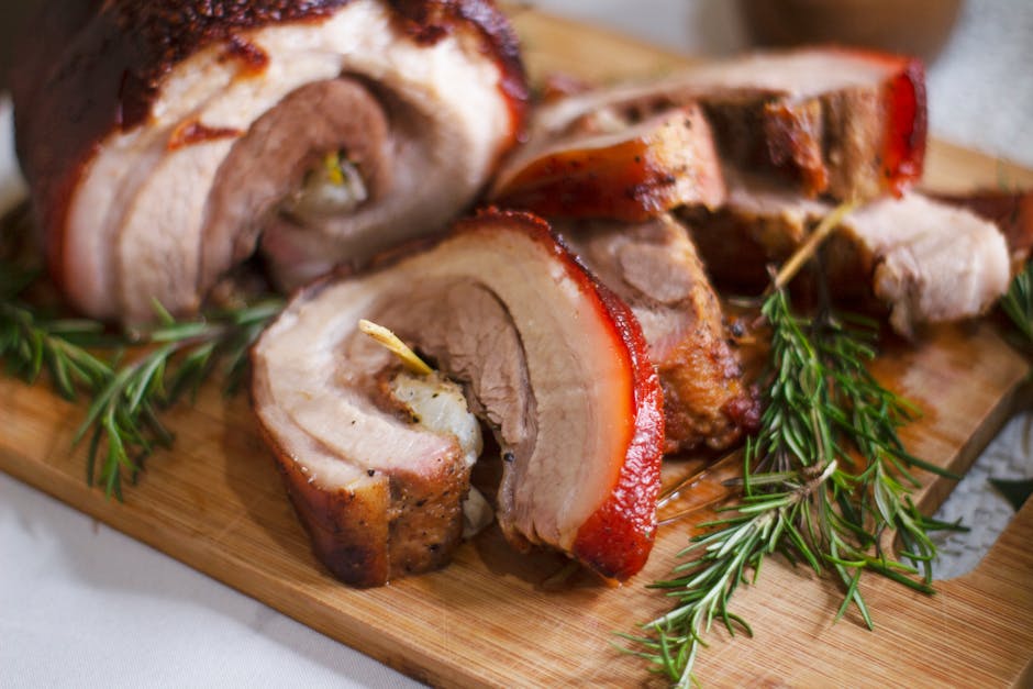 Porchetta-inspirert kalkunbryst med urter og bacon