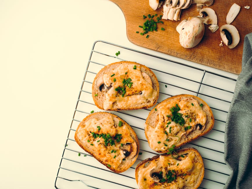 Polsk zapiekanka med sopp og gressløk