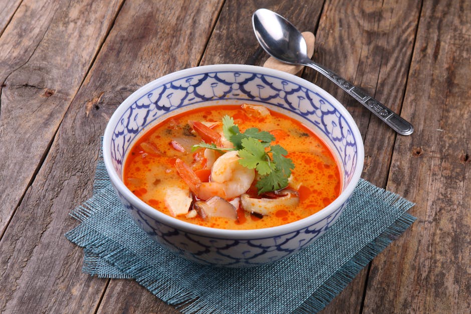 Krydret reke- og kokosnøttnudelsuppe med shiitakesopp