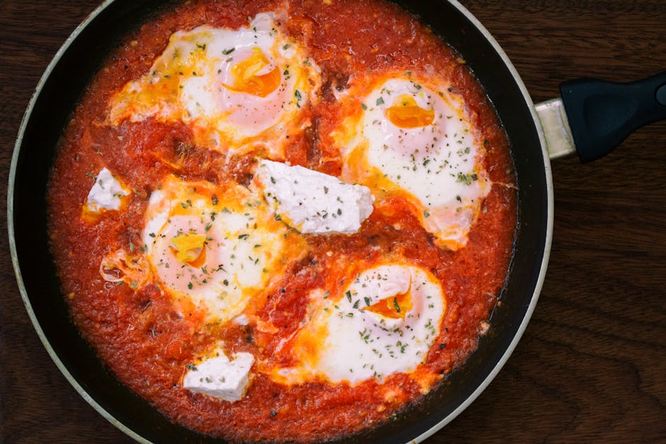 Spinat-shakshuka med feta og koriander