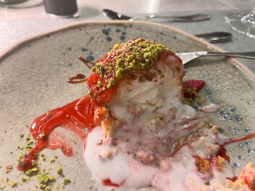 Jordbær- og pistasj-mille-feuillantines