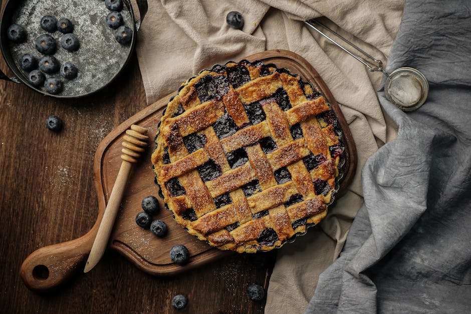 Villbærpai med sprø mandelcrumble