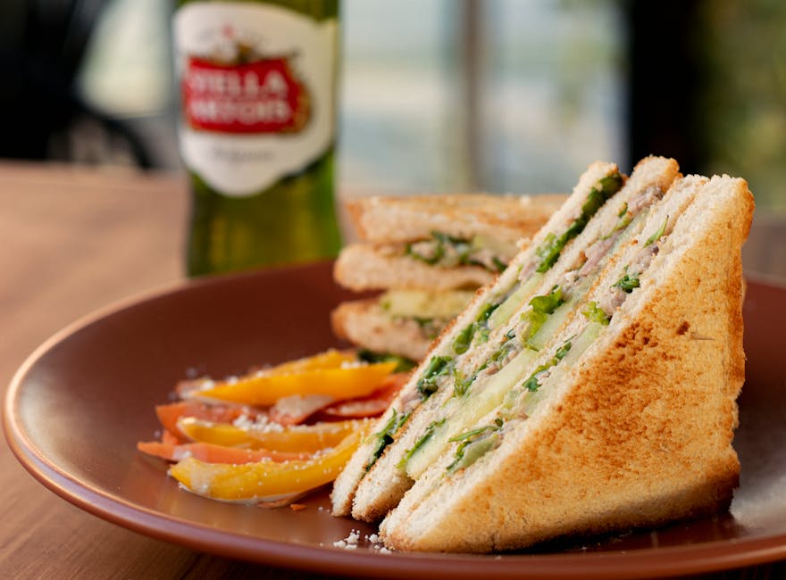 Gravlaks Club Sandwich med Avokado