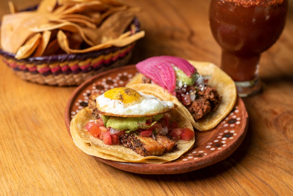 Biff- og eggetortilla med tre typer relish