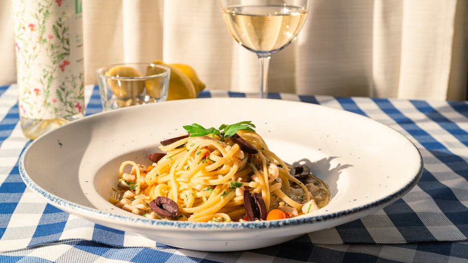 Linguine med soltørkede tomater, oliven og sitron