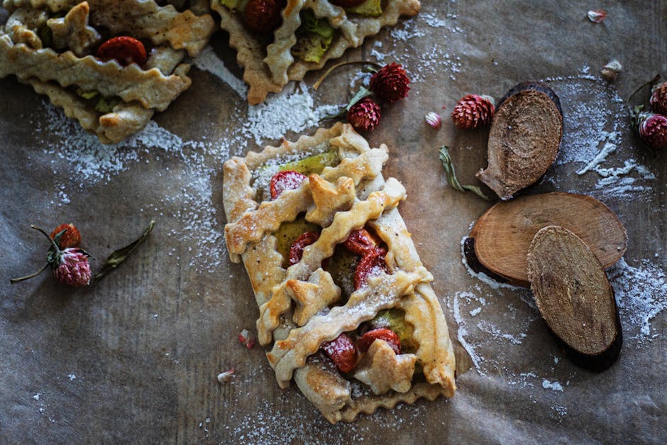 Veganske og glutenfrie tranebær- og mandeltartletter