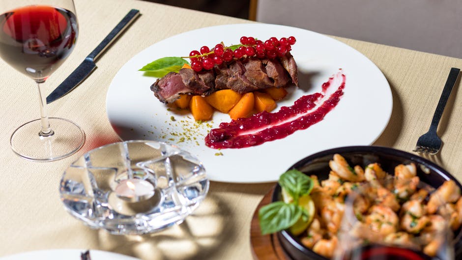 Ribeye-biff med ovnsbakte druer, rødvinssaus og kremet pastinakkpuré