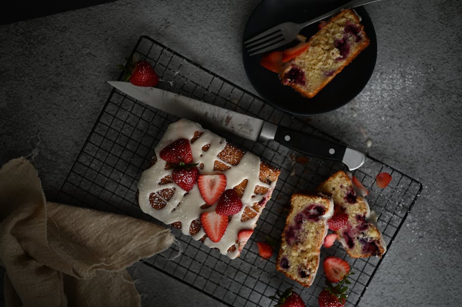 Jordbær- og sitronkremkake med semulegryn