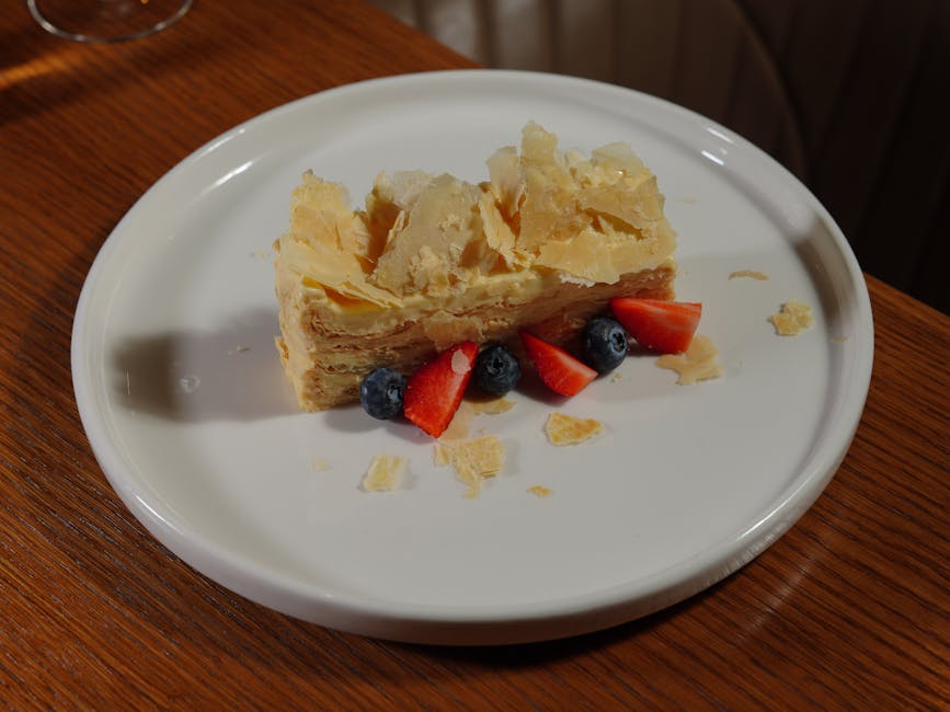 Blåbær Napoleon med appelsin- og blåbærsaus