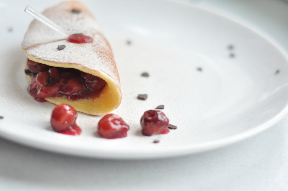 Flamberte crêpes med mascarpone og kirsebær