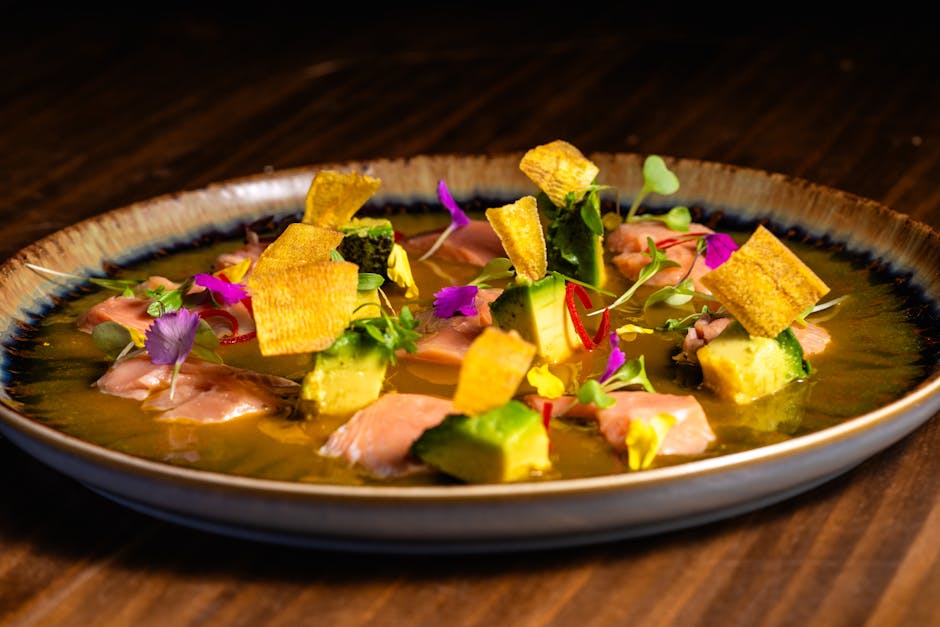 Ceviche av kveite med jicama- og avokadoslaw
