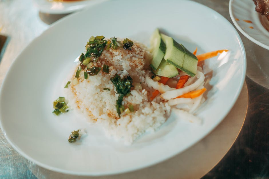 Sotet steinbit med sauterte grønnsaker og ris