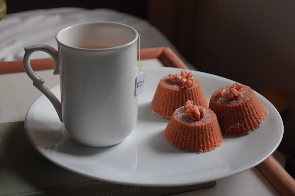 Teakaker med mandarin og mandel