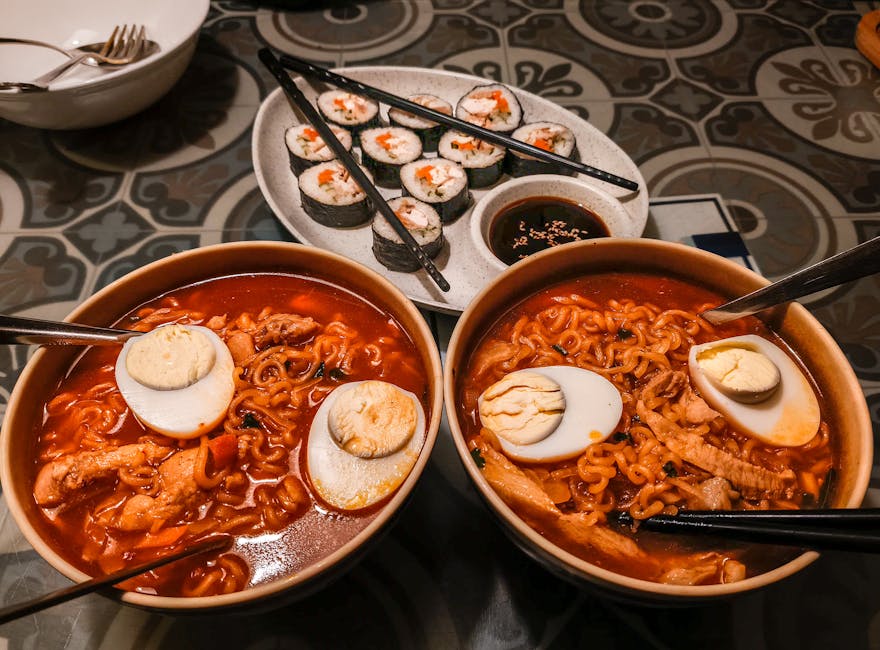 Rabokki (Krydret ramen og riskaker)