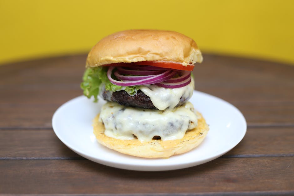 Saftige grillede cheeseburgere