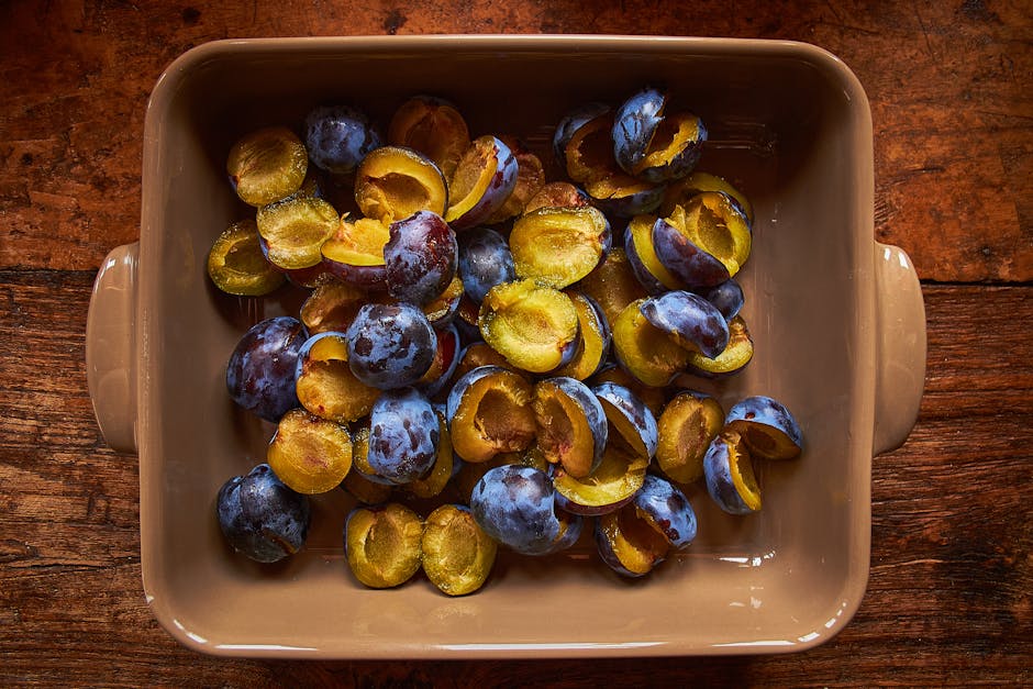 Grillede plommespyd med kardemommesukker