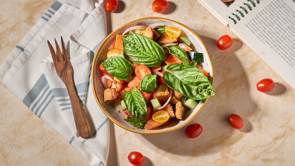 Panzanella med fetaost og basilikum