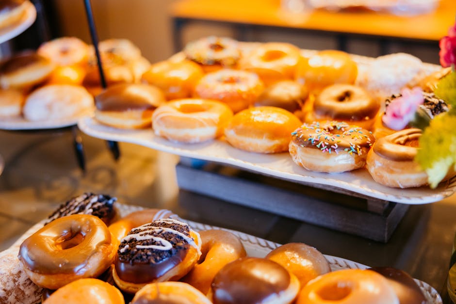 Saftige sjokoladedoughnuts med glaze