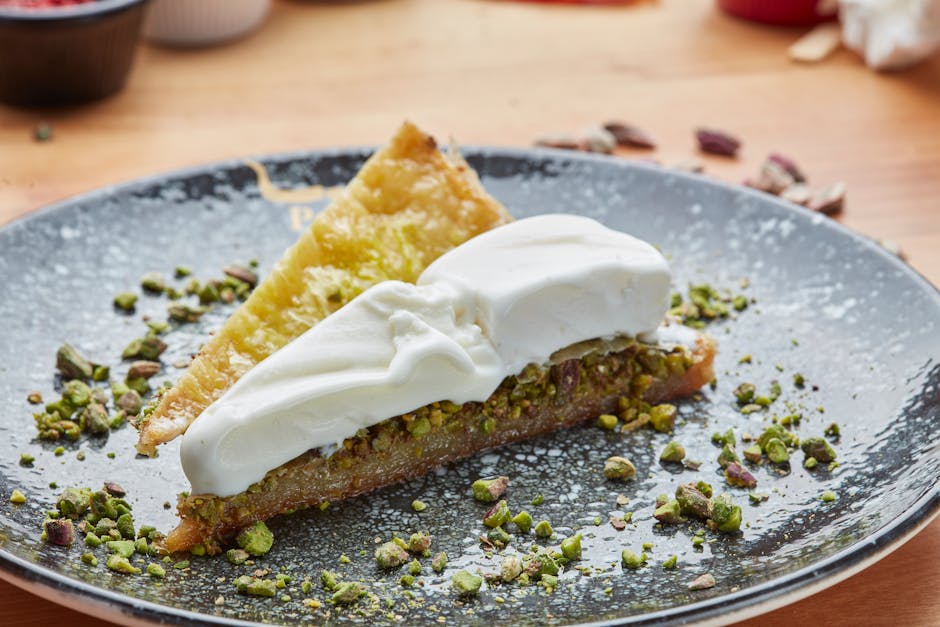 Kremet pistasj- og ananasdessert