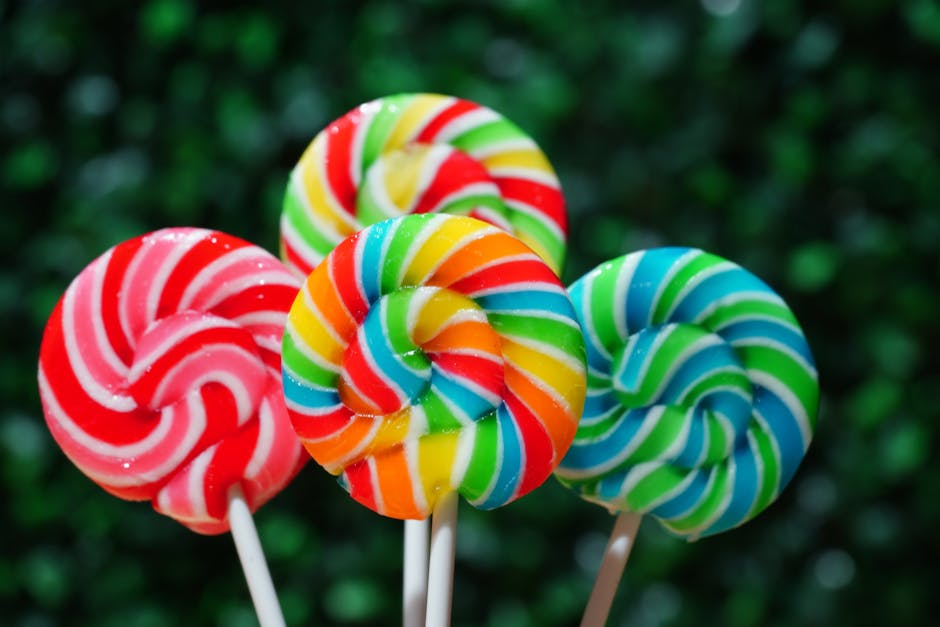 Fargerike hjemmelagde lollipops
