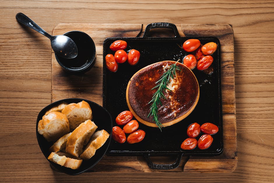 Bakt geitost med urter og hvitløk