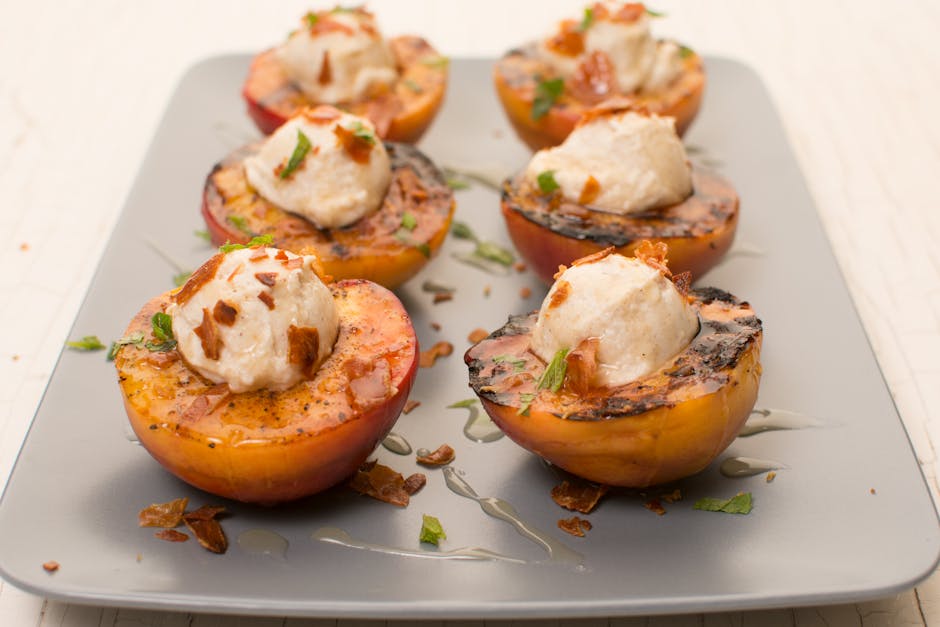 Grillet frukt med honning- og lavendelglaze