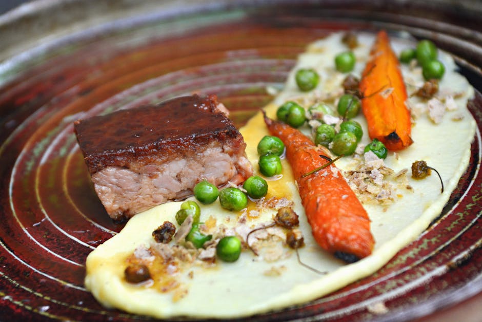 Svinekjøtt Saltimbocca med erter og prosciutto