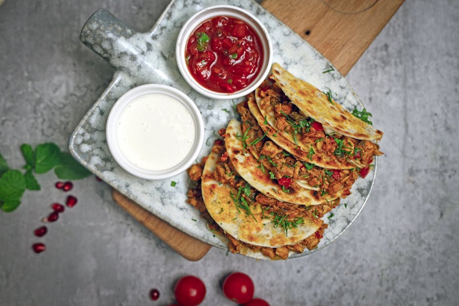Grillet kylling- og potetquesadilla med hvitløk og timian
