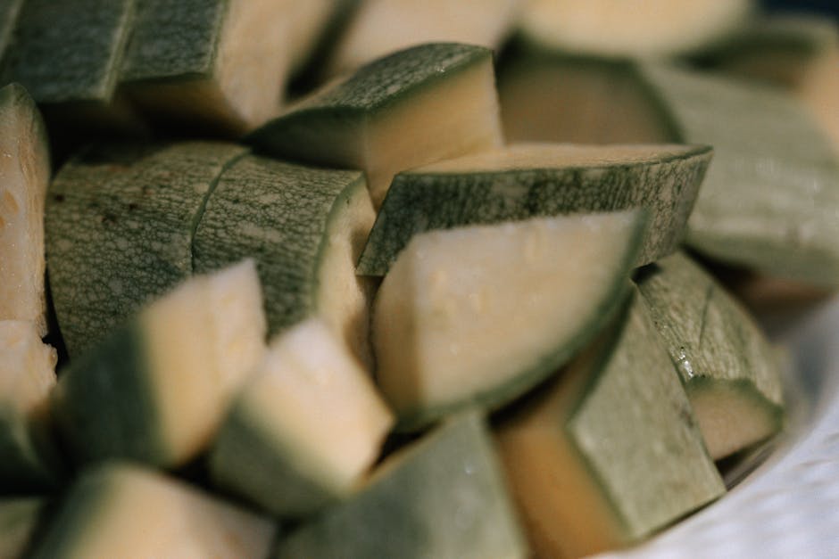 Zucchinirøre med dill og hvitløk