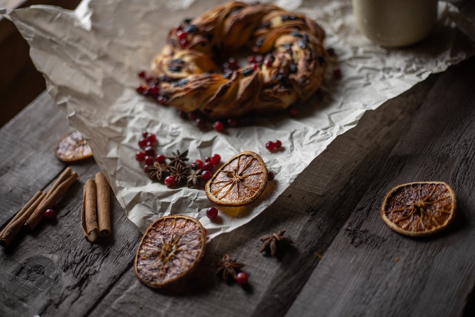 Krydret brødpudding med rom og tørket frukt