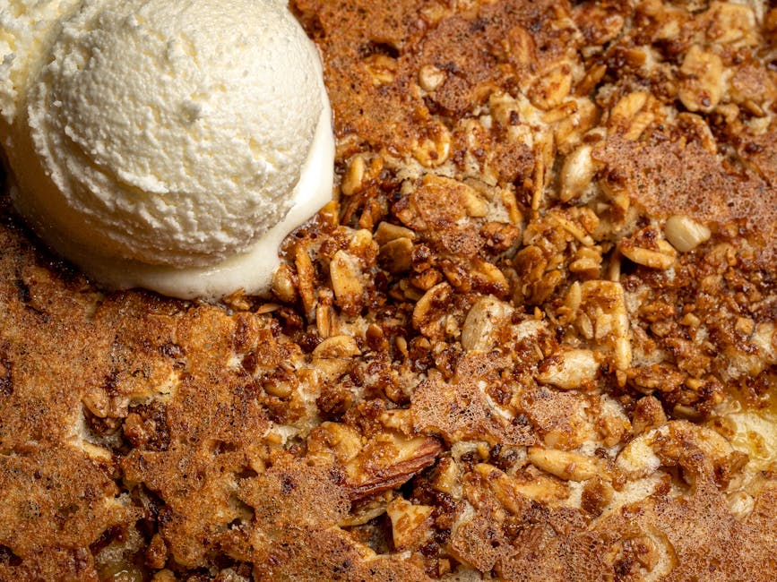 Ananas-cobbler med vaniljeis