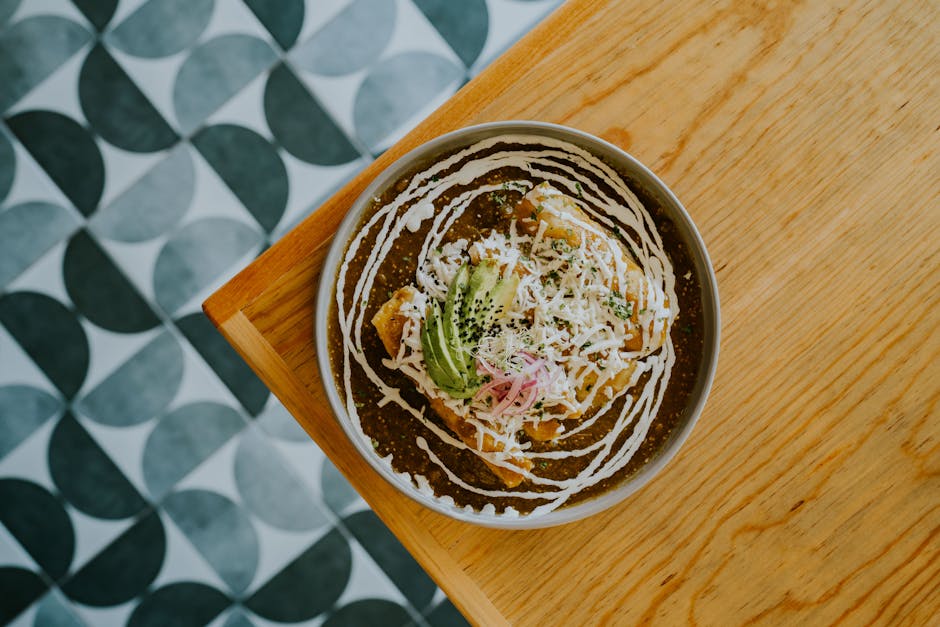 Riskaker med kremet koriandersaus