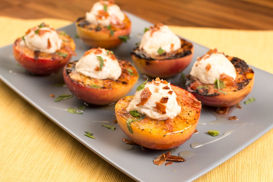 Grillede ferskener med ricotta og honningsirup