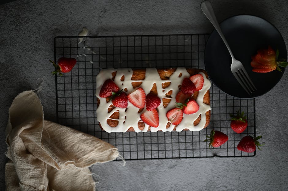 Sitrusspongekake med jordbær og sitrus