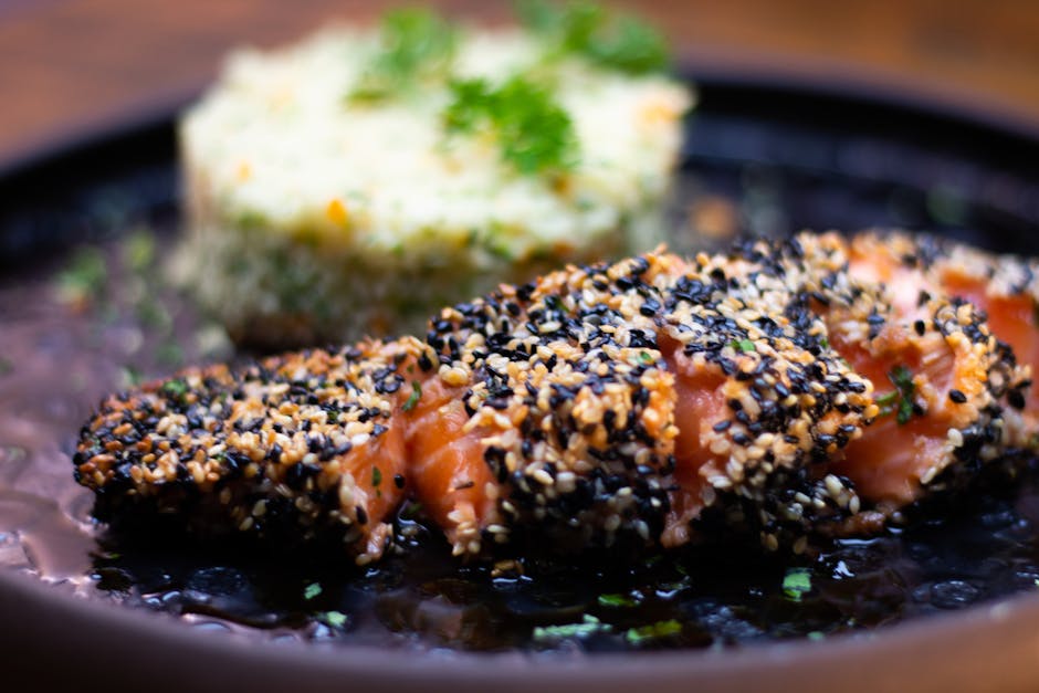 Sprø wasabi-laks med lime og rødkål