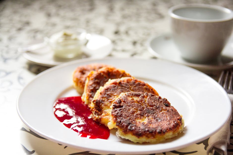 Sprø latkes med tre deilige sauser