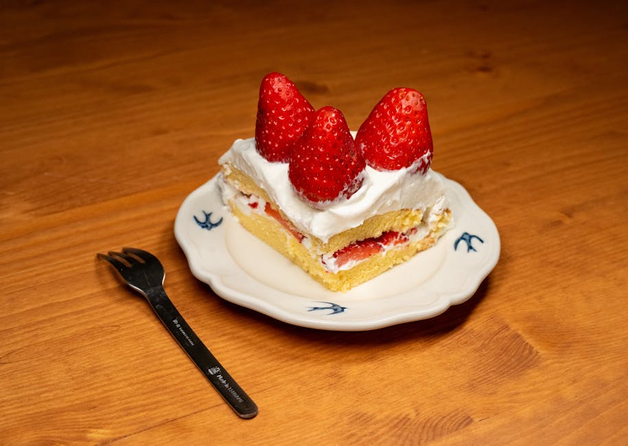 Jordbærshortcake med Grand Marnier-kompott og Chantilly-krem