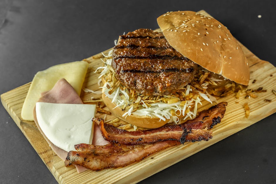 Cubanske burgere med grillet skinke og ost