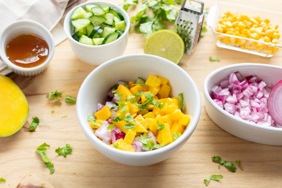 Frisk mais- og papayasalat med lime og koriander