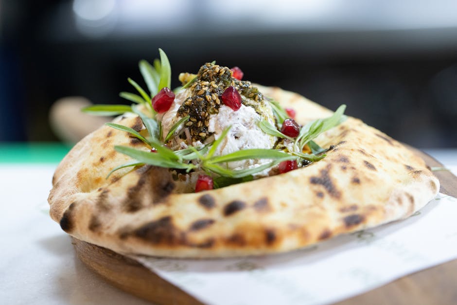 Frisk pitabrødsalat med urter